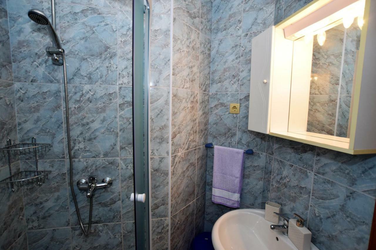 Otočac Privatni Smjestaj Most المظهر الخارجي الصورة